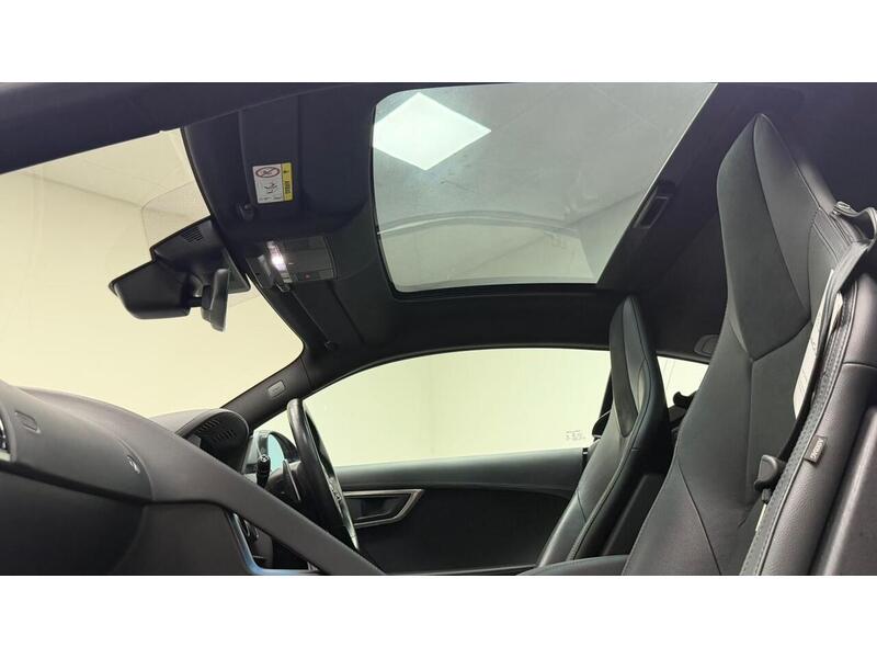 Jaguar F-Type i R-Dynamic - U400059212