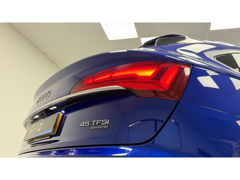 Audi Q5 TFSI S line - U400059213