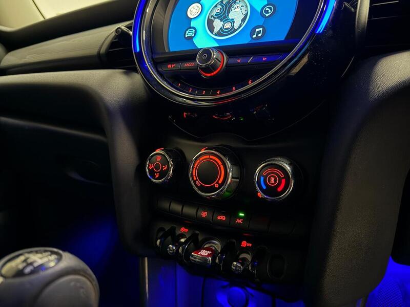 MINI Hatch Cooper Classic - U400059214