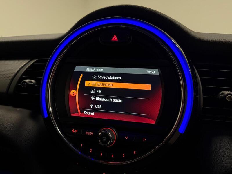 MINI Hatch Cooper Classic - U400059214