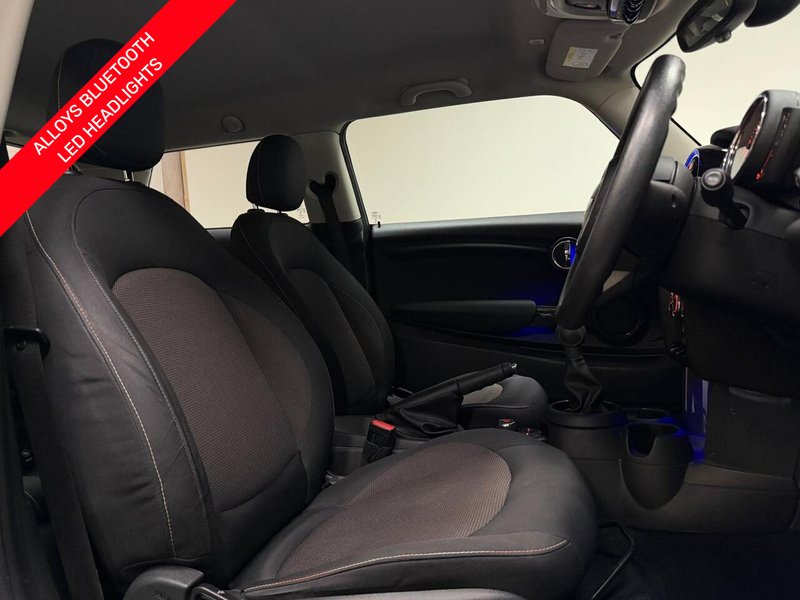 MINI Hatch Cooper Classic - U400059214