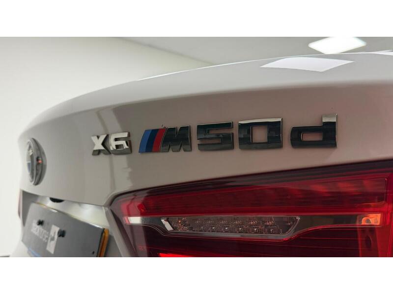 BMW X6 M50d - U400059217
