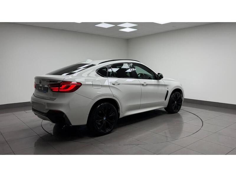 BMW X6 M50d - U400059217