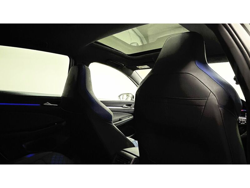 Volkswagen Golf TSI R - U400059218