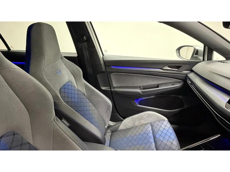 Volkswagen Golf TSI R - U400059218