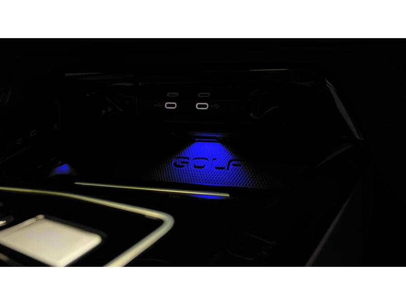 Volkswagen Golf TSI R - U400059218