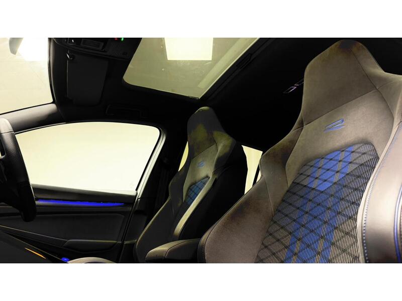 Volkswagen Golf TSI R - U400059218