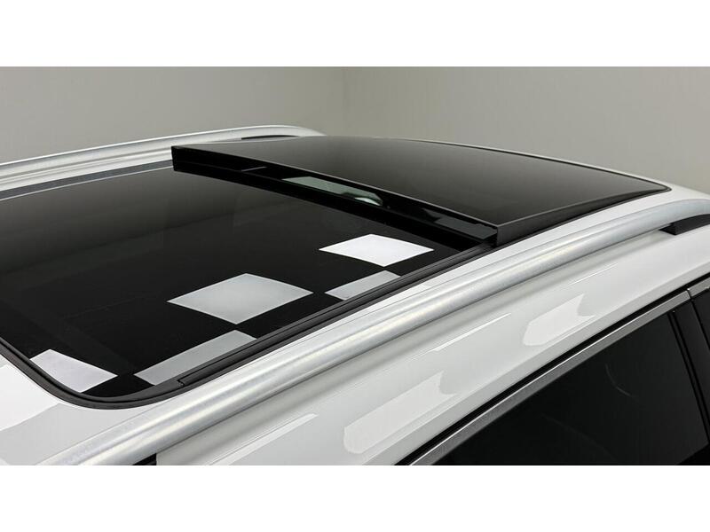 Volkswagen Tiguan TDI R-Line - U400059225