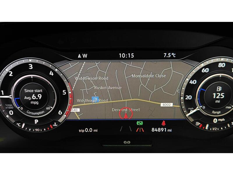 Volkswagen Tiguan TDI R-Line - U400059225