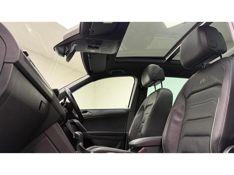 Volkswagen Tiguan TDI R-Line - U400059225