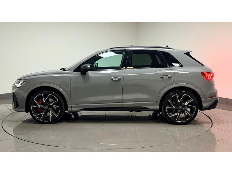Audi RS Q3 TFSI Vorsprung - U400059227