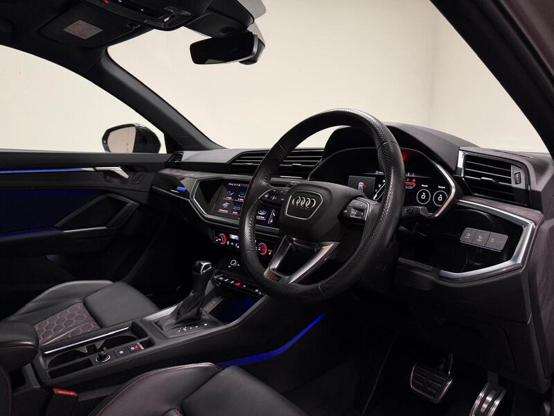 Audi RS Q3 TFSI Vorsprung - U400059227