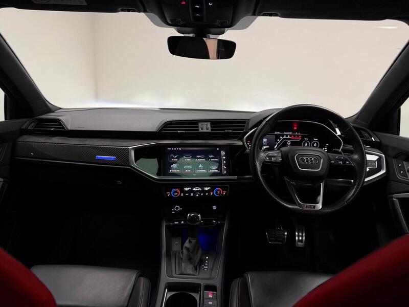 Audi RS Q3 TFSI Vorsprung - U400059227