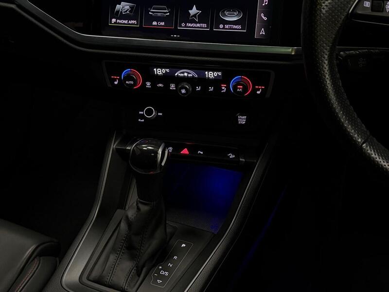 Audi RS Q3 TFSI Vorsprung - U400059227