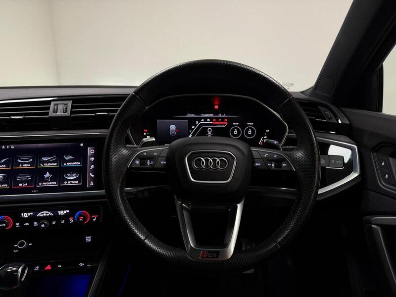 Audi RS Q3 TFSI Vorsprung - U400059227
