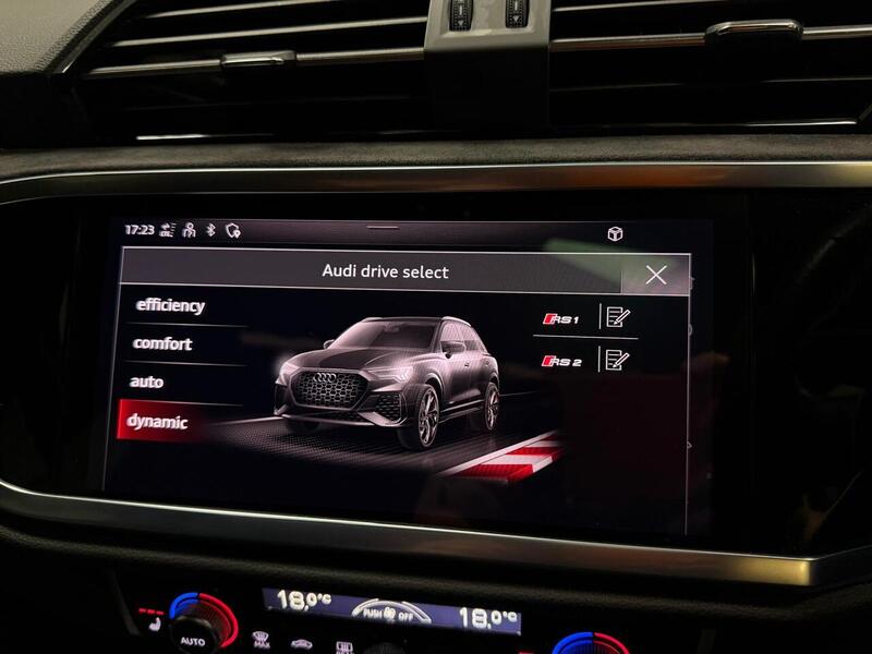 Audi RS Q3 TFSI Vorsprung - U400059227