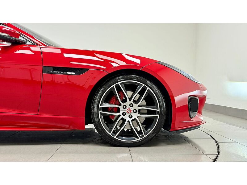 Jaguar F-Type V6 Chequered Flag - U400059228