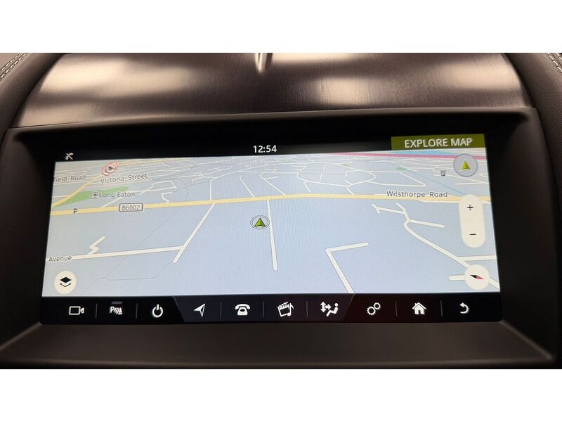 Jaguar F-Type V6 Chequered Flag - U400059228