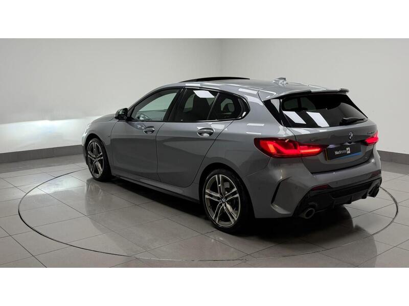 BMW 1 Series M135i - U400059233