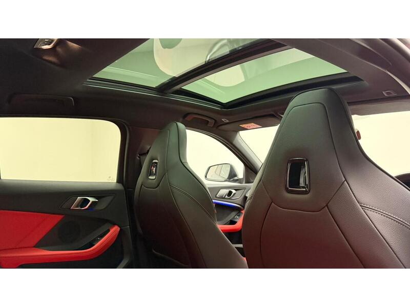 BMW 1 Series M135i - U400059233