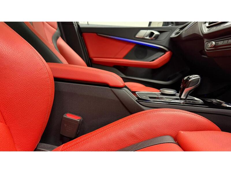 BMW 1 Series M135i - U400059233