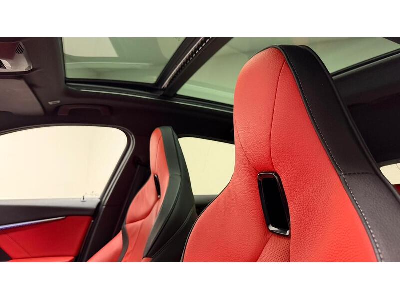 BMW 1 Series M135i - U400059233