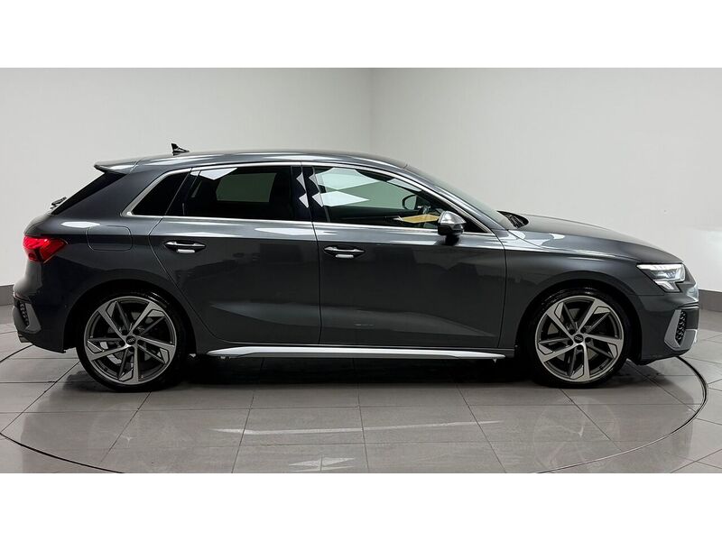 Audi S3 TFSI - U400059237