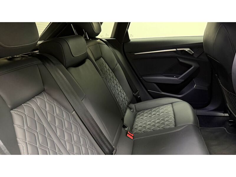 Audi S3 TFSI - U400059237