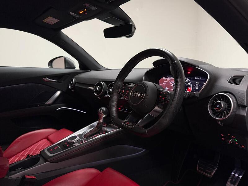 Audi TTS TFSI - U400059240