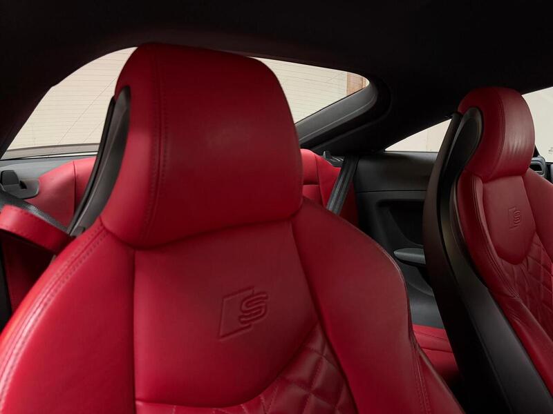 Audi TTS TFSI - U400059240