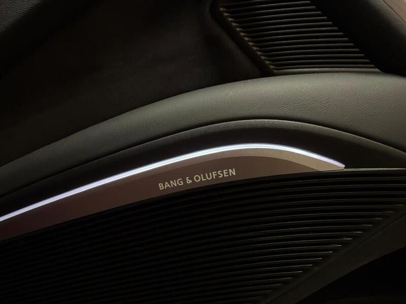 Audi TTS TFSI - U400059240