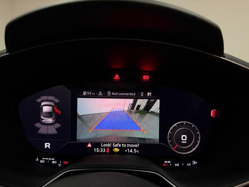 Audi TTS TFSI - U400059240