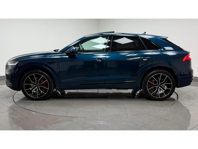 Audi Q8 TDI V6 S line - U400059243