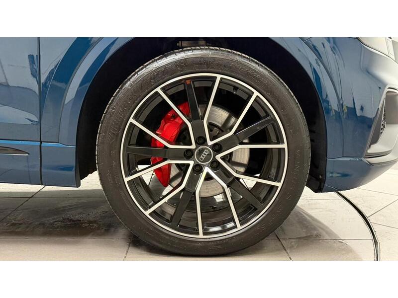 Audi Q8 TDI V6 S line - U400059243