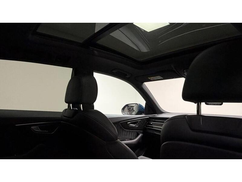 Audi Q8 TDI V6 S line - U400059243