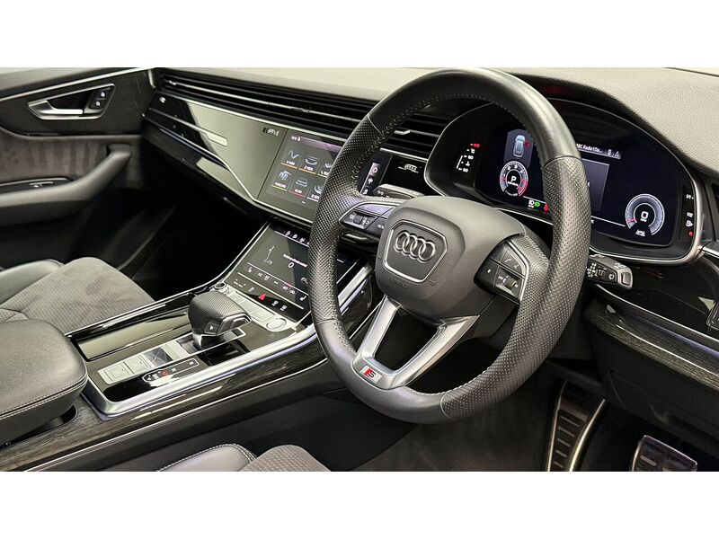Audi Q8 TDI V6 S line - U400059243