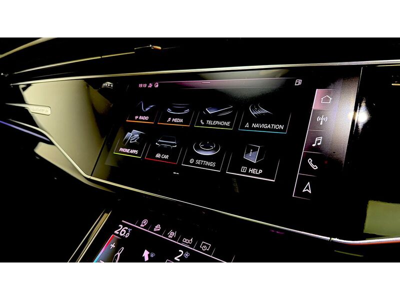 Audi Q8 TDI V6 S line - U400059243