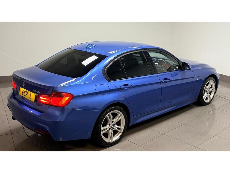 BMW 3 Series 320i M Sport - U400059246