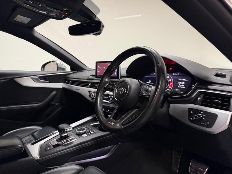 Audi S5 TFSI V6 - U400059249