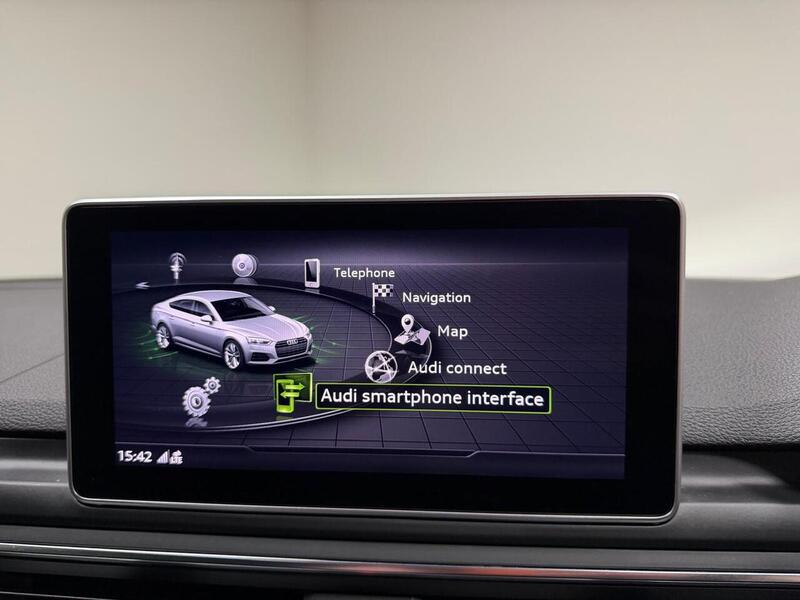 Audi S5 TFSI V6 - U400059249