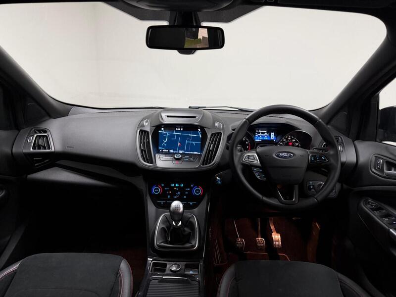 Ford Kuga T EcoBoost ST-Line - U400059252