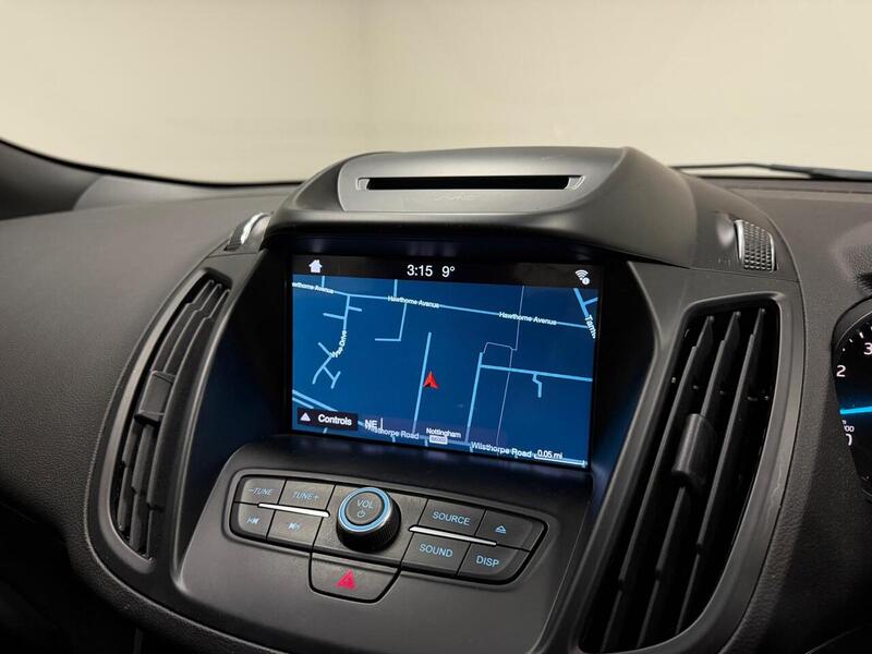 Ford Kuga T EcoBoost ST-Line - U400059252