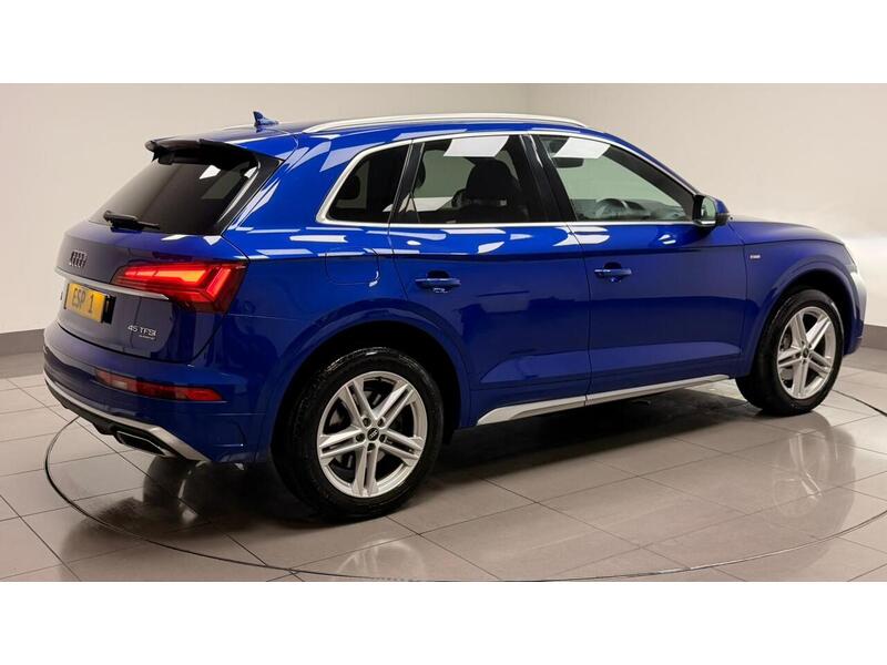 Audi Q5 TFSI S line - U400059265