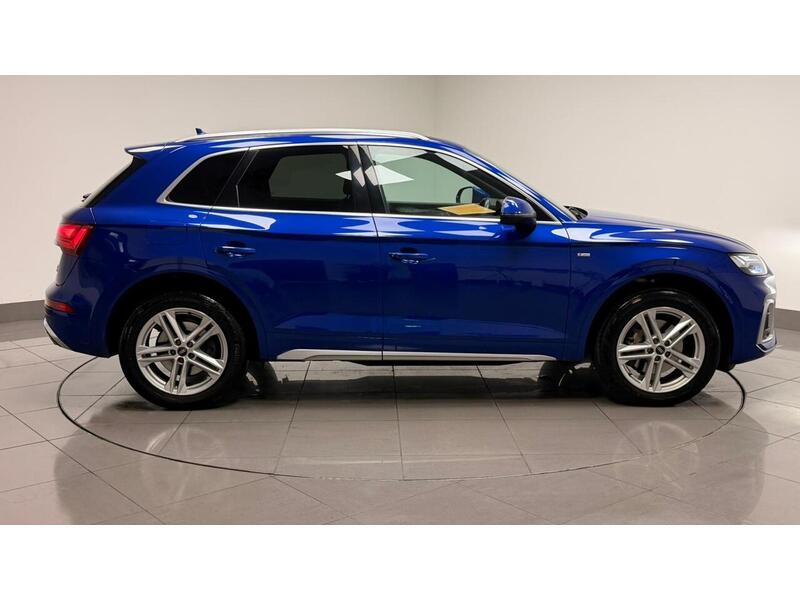 Audi Q5 TFSI S line - U400059265