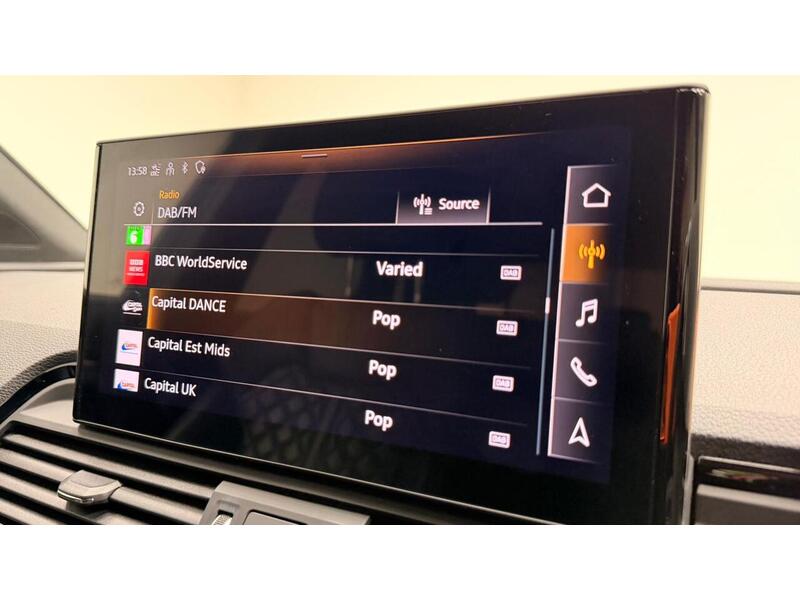 Audi Q5 TFSI S line - U400059265