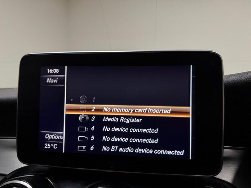 Mercedes-Benz C Class C 220 D Amg Line Premium Plus - U400059275