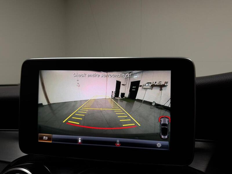 Mercedes-Benz C Class C 220 D Amg Line Premium Plus - U400059275