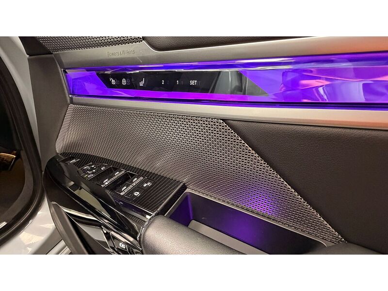 BMW i7 60 M Sport - U400059276