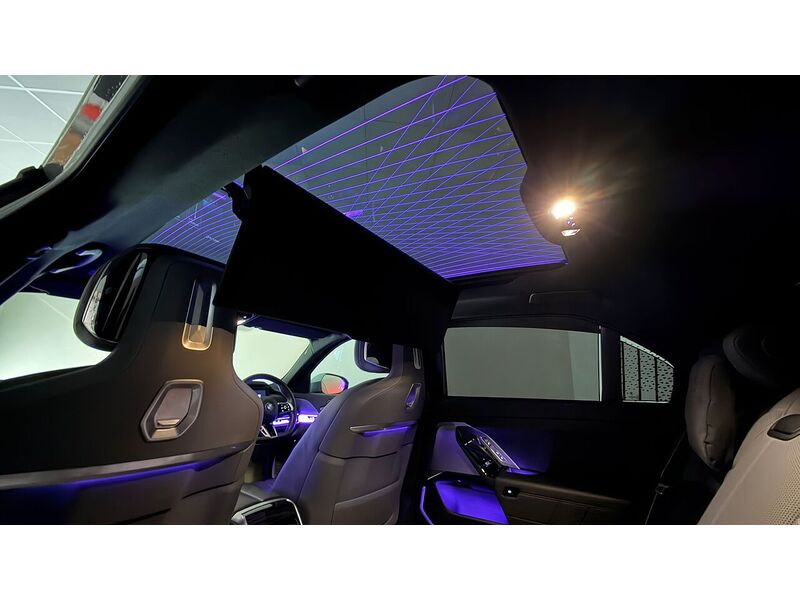 BMW i7 60 M Sport - U400059276