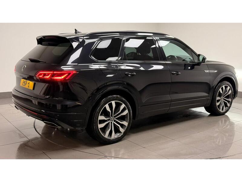 Volkswagen Touareg TDI V6 Black Edition - U400059282